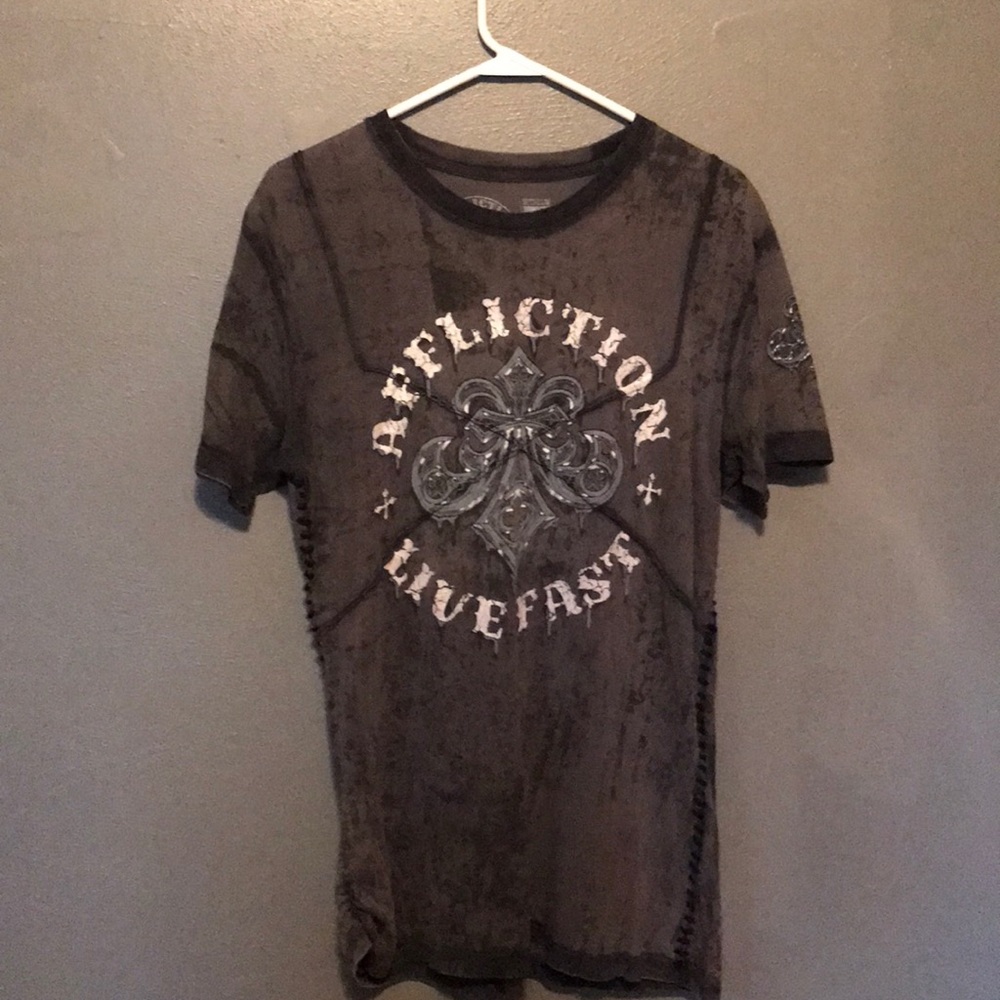 COPY - Affliction. Grey t- shirt size med
